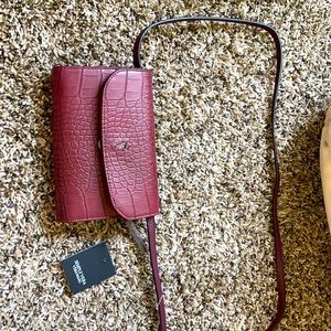 BRAND NEW VERA WANG CROSSBODY BAG